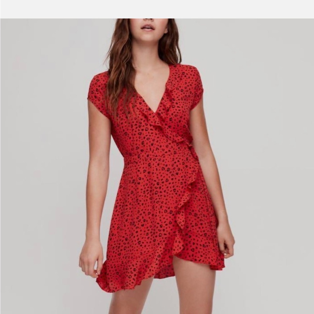 💃 Sunday Best By Aritzia Red Wrap Flirty Savoy Dress Size0 😍